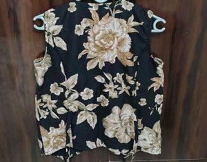 Stylish Floral Sleeveless Top