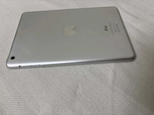 Apple iPad Mini Silver