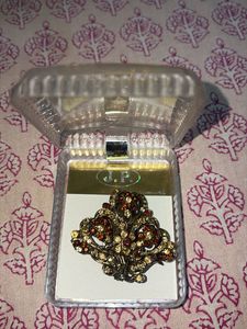 Fancy Saree Pin Combo – Stylish &amp; Durable Set