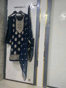 Embroidered Navy Blue Kurta Set