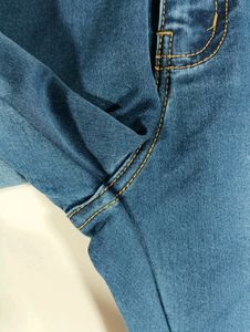 Blue Skinny Fit Jeans (Women)