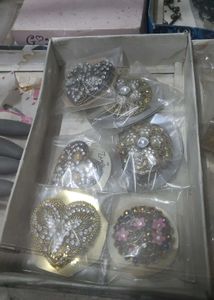 Sparkling Heart & Floral Brooch Set