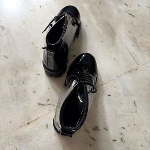 Glossy Black Lace-Up Ankle Boots