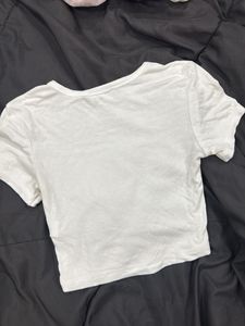 Zara Classic White Cropped T-Shirt
