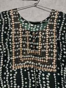 Green Embroidered Kurta
