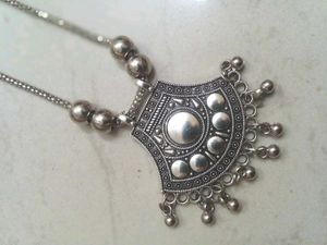Oxidized Neck Chain With Pendent....