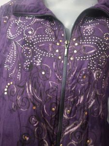 Very Beautiful Purple 💜 Jacket With Zip