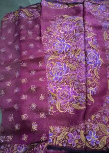 Unique Floral Pattern Saree 💗