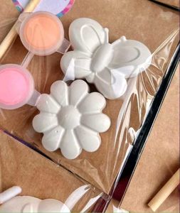 DIY Craft Kits: Letters &amp; Flowers