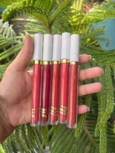 Red Lipstick Bundle