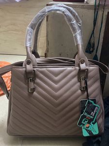 New Handbag With Three Chain Nd Sling Balt
