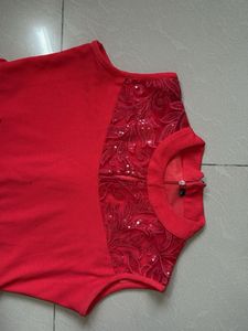 Elegant Red Sleeveless Dress with Sequins