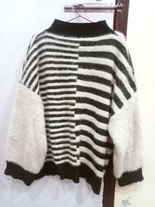 🆕 Zebra 🦓 Print Woollen Sweater