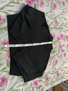 Black Cropped Knit Sweater