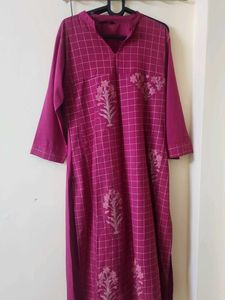 Magenta pink kurti