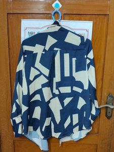 Abstract Print Button-Up Shirt