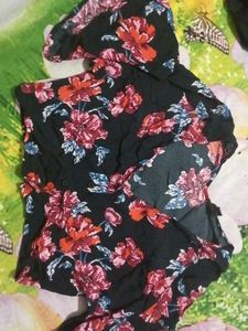 Chic Floral Print top/shirt
