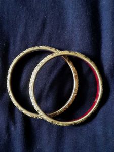 Set of Four Ornate Bangles And Two thick Bangle