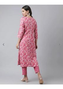 Pink Leaf Print Kurta Set