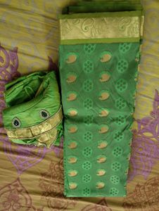 New, Unused Parrot Colour Kanchipuram Silk Saree