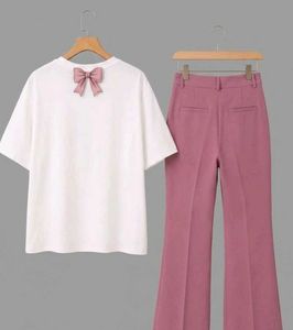 Stylish Bloom T-Shirt &amp; Pant Set