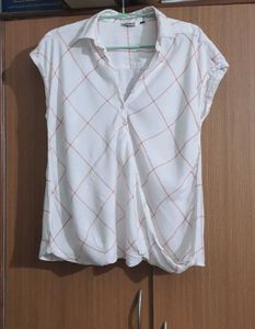Chic White Plaid Collared Top