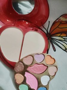unused eyeshadow pallete