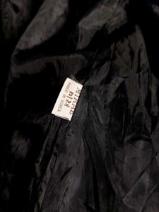 Elegant Black Velvet Blazer
