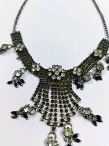 Black stone chain Necklace Rhinestone/Unique/sty