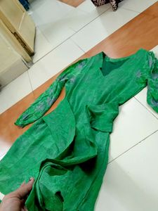 Green Co Ord Set V Neck Top And Bottom