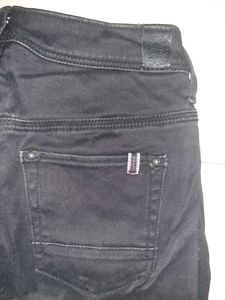 💎 MANGO Black Denim — Slim Fit Women Jeans