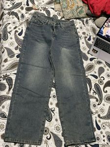baggy vintage washed jeans