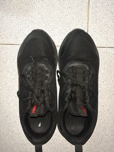 ORIGINAL PUMA Black Sports Shoes | Like New | Size
