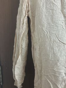 Beautiful Kurta Size L, With Neck Design