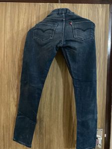 Levi's Dark Wash Straight Fit Jeans