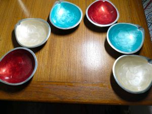 Set of 6 Enamel Bowls(FREE light)