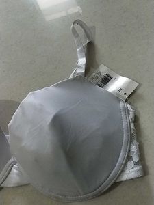 36D White Bra with Lace Detail