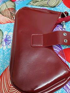 Chic Maroon Shoulder Bag