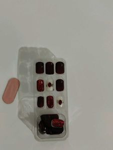 Chic Burgundy &amp; Glitter Press-On Nails