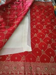 Red Banarasi jaal butti Silk Saree