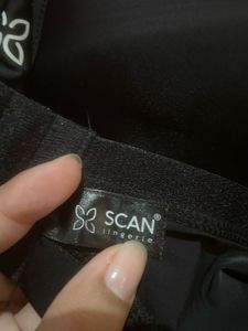 Comfortable Black Sports Bra