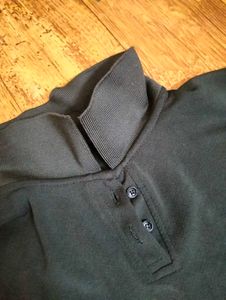 ⚡🖤Black Mock Neck Button Top