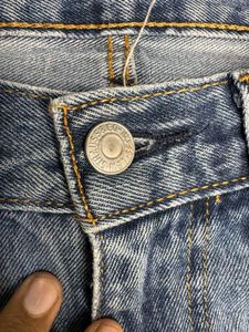 Levi's Baggy Blue Denim Jeans