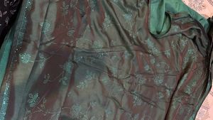 Elegant Emerald Green Saree with No blouse