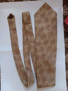 Classic Patterned Tie