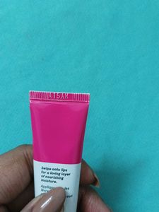 Glossier Strawberry Balm Dotcom