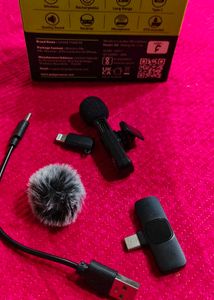 Gadgetswear Wireless Microphone