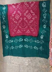 Red and Green Bandhani Dupatta