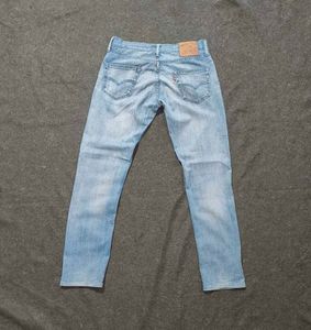 Levi's 511 Slim Fit Jeans (Light Blue Wash)