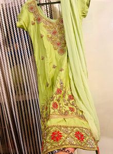 Pista Green Suit